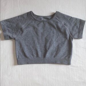 Cropped Athletic Women’s Top